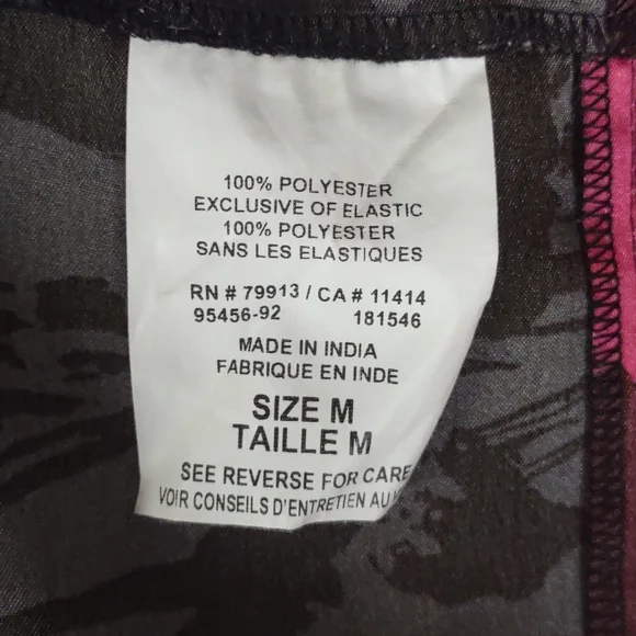 Motherhood Maternity Top Size Medium - Picture 9 of 9